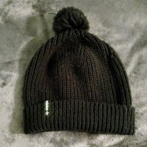 Adidas beanie